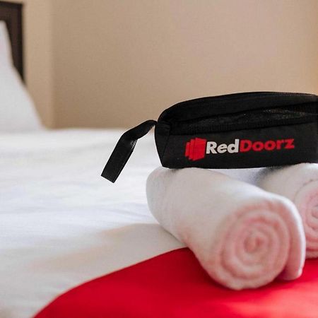 Reddoorz Near Ringroad City Walks Medan Exterior foto